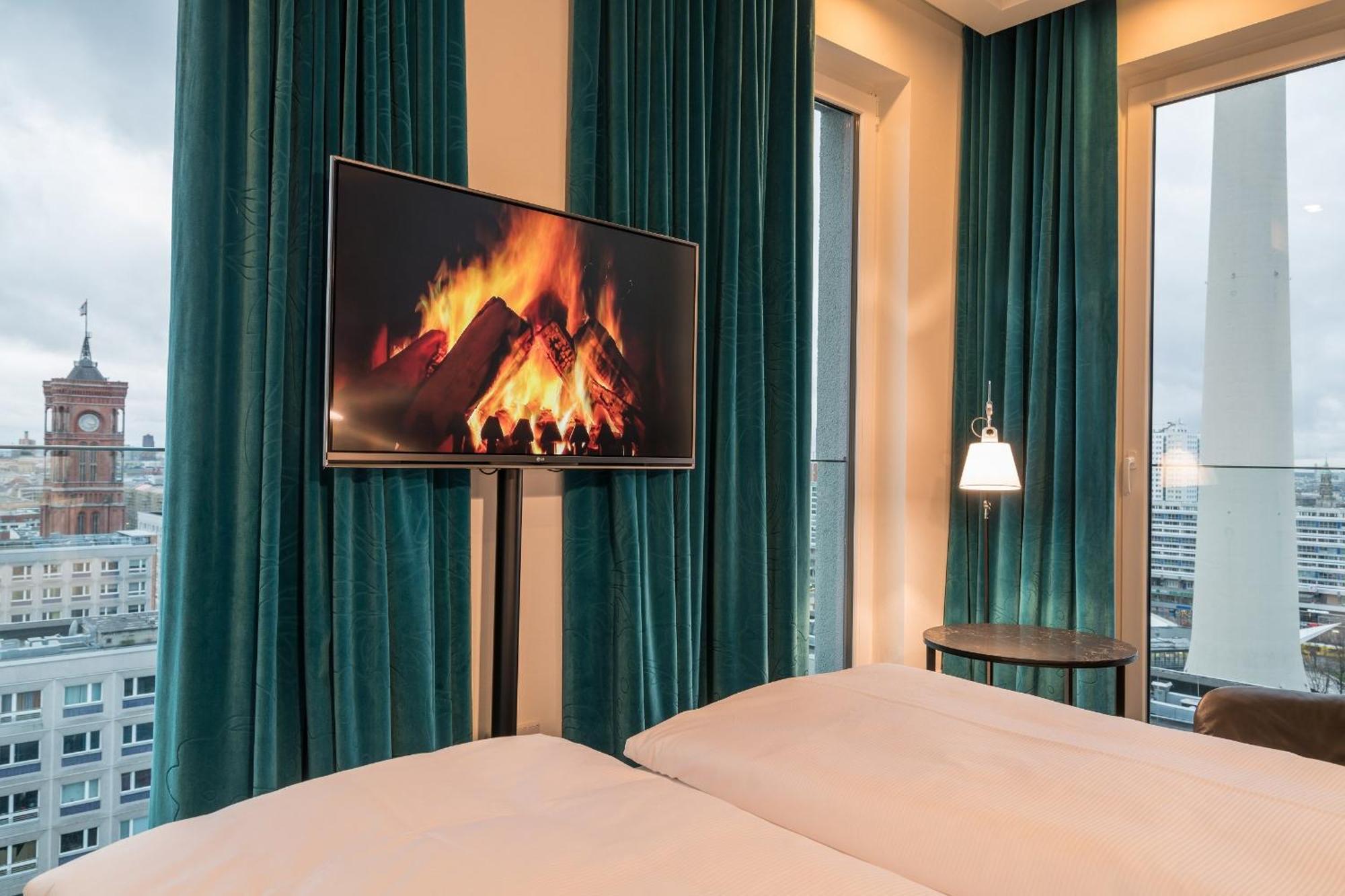 Motel One Berlin-Alexanderplatz Ngoại thất bức ảnh