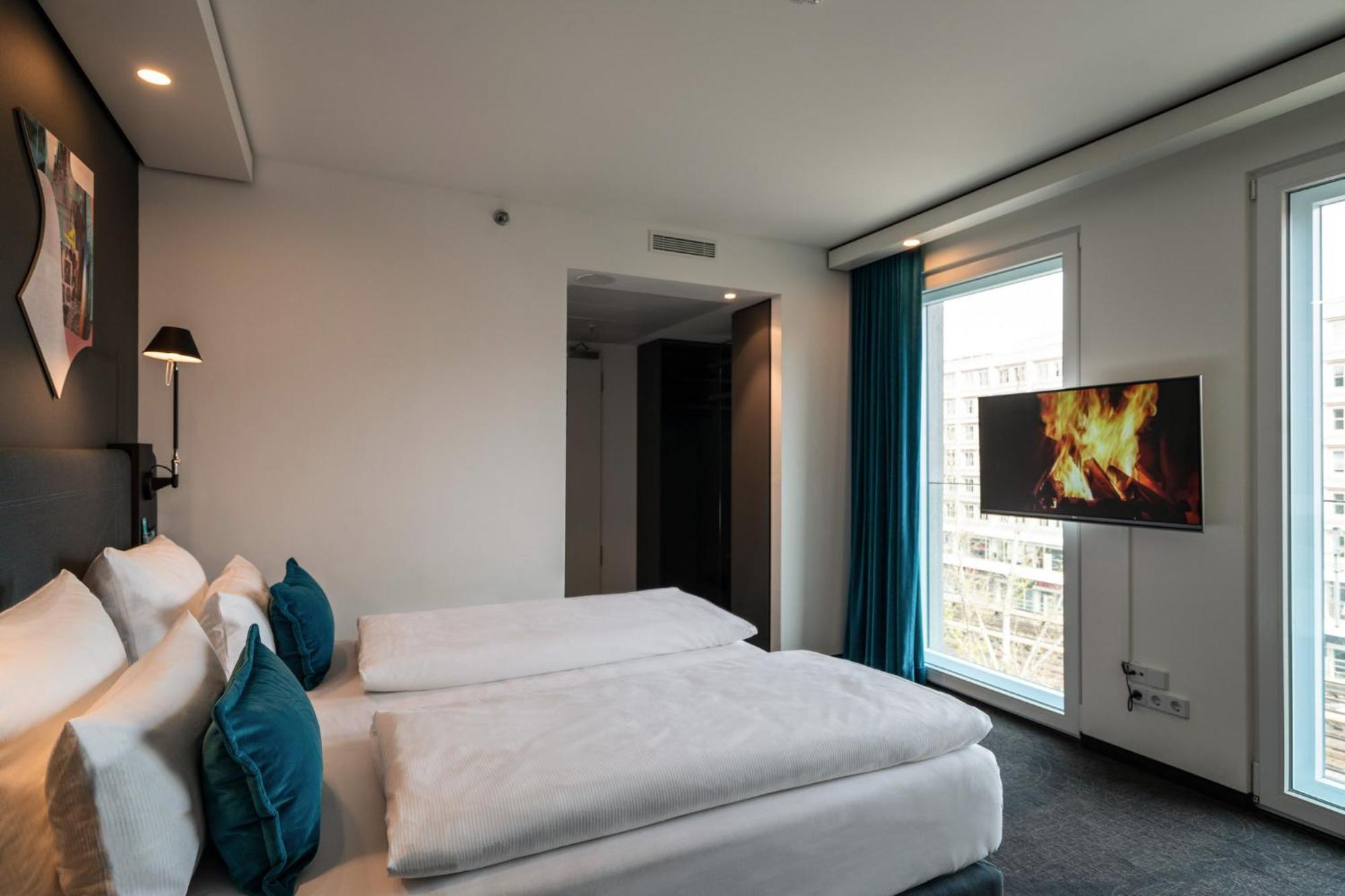 Motel One Berlin-Alexanderplatz Ngoại thất bức ảnh